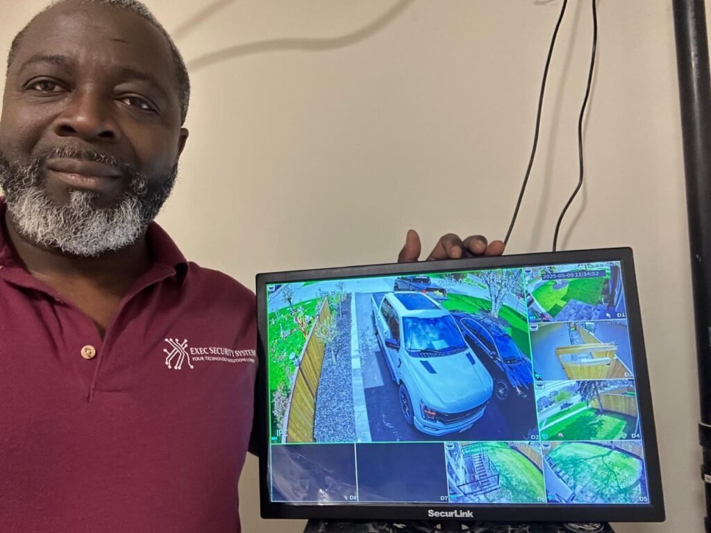 photo_6115898142785390263_y